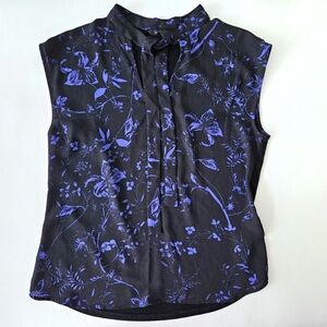 RW&CO. Sleeveless blouse, Size S